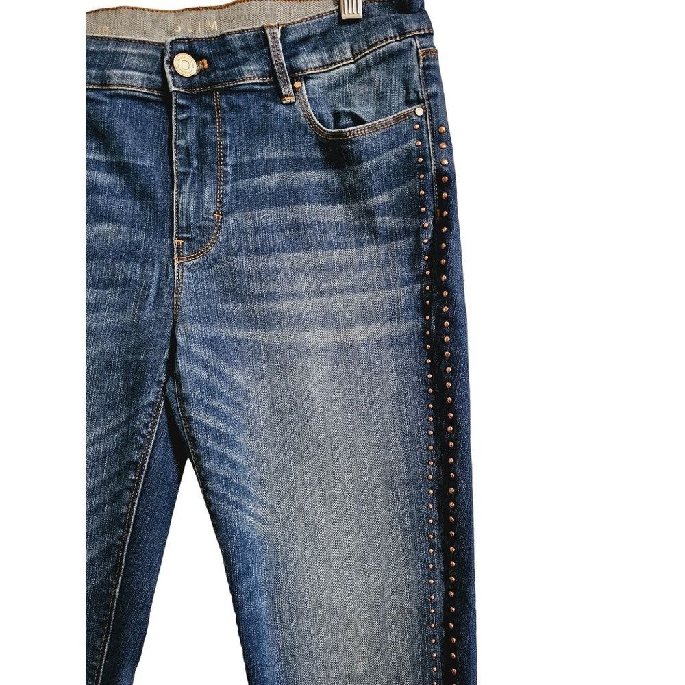 White House Black Market Slim Ankle Studded Jeans Size 10 Mid Wash - Picture 4 of 14